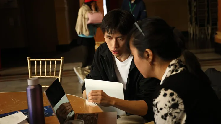 Hackathon at Signal '26 – Build. Ship. Show.